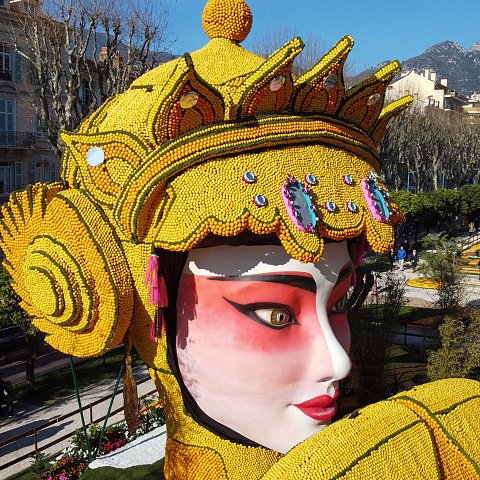 Exposition des motifs d'agrumes dans les jardins Biovès - 89ème Fête du Citron®